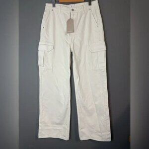 NWT Meshki size 9, jagger relaxed cream straight leg cargo Utility denim jeans